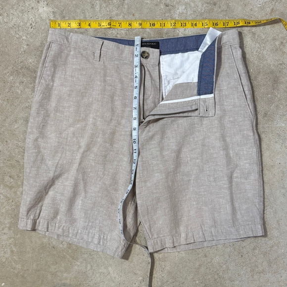 Banana Republic Aiden Shorts Men’s Size 35 Beige Linen Cotton Blend Zipper Fly - Picture 4 of 9